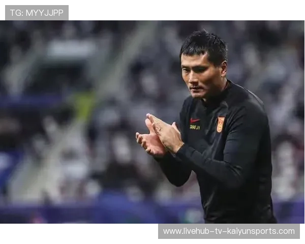 邵佳一在迪拜率领国足集训备战预选赛